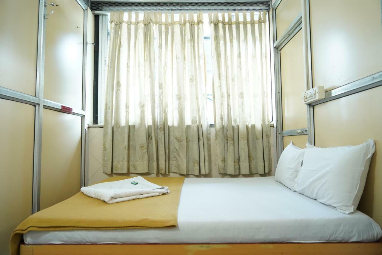 Sharda Residency Hotel Mumbai Exterior foto
